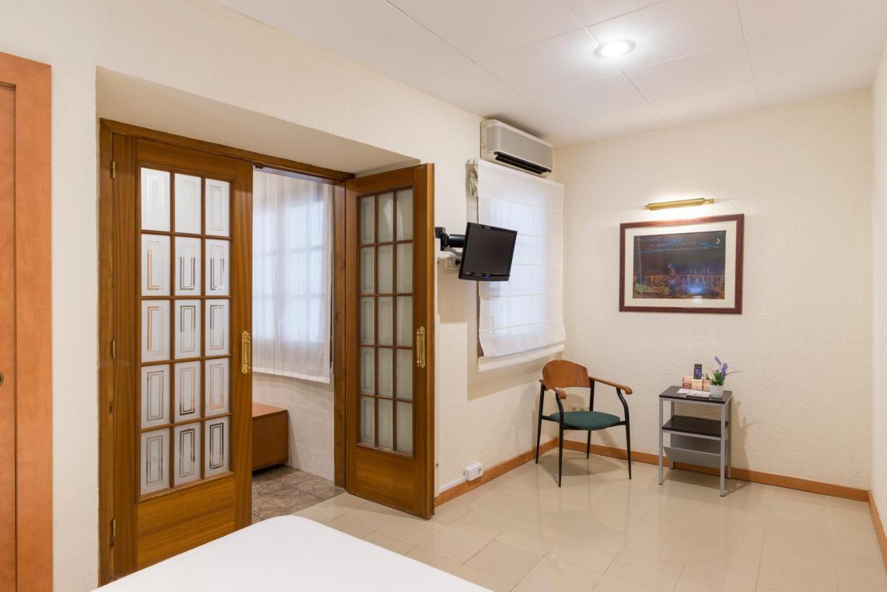טוסה דה מאר Hotel Capri מראה חיצוני תמונה