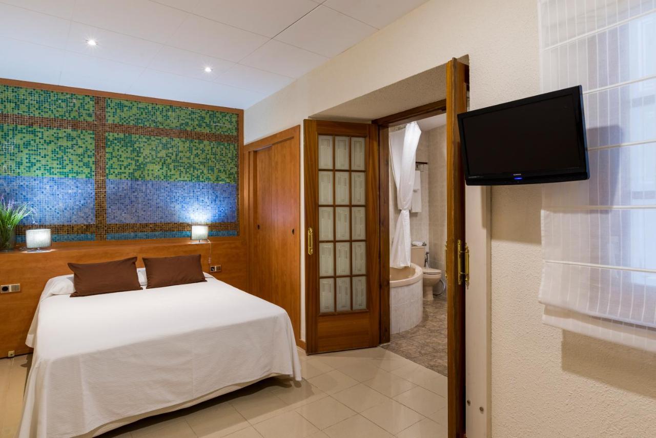 טוסה דה מאר Hotel Capri מראה חיצוני תמונה