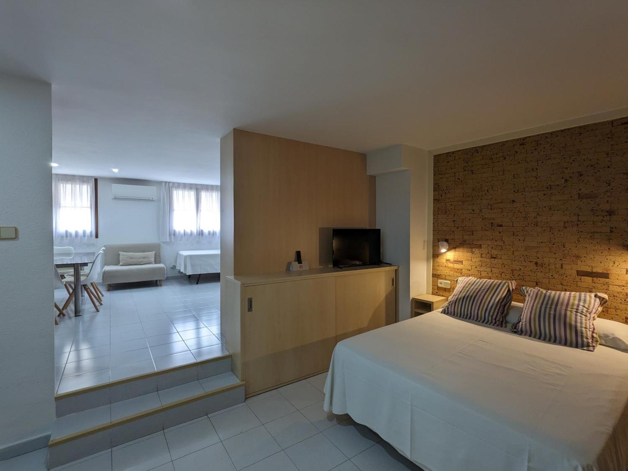 טוסה דה מאר Hotel Capri מראה חיצוני תמונה