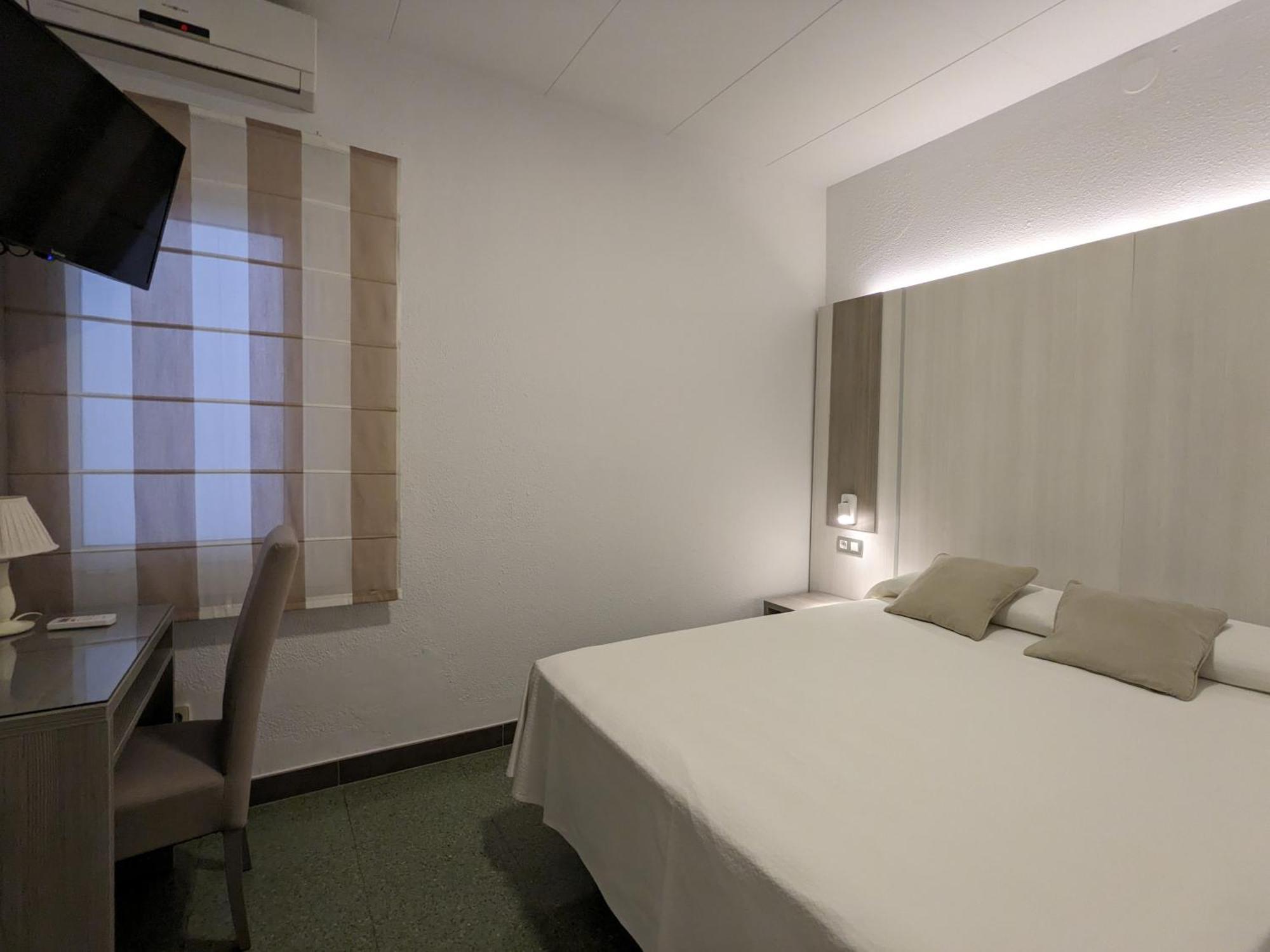 טוסה דה מאר Hotel Capri מראה חיצוני תמונה