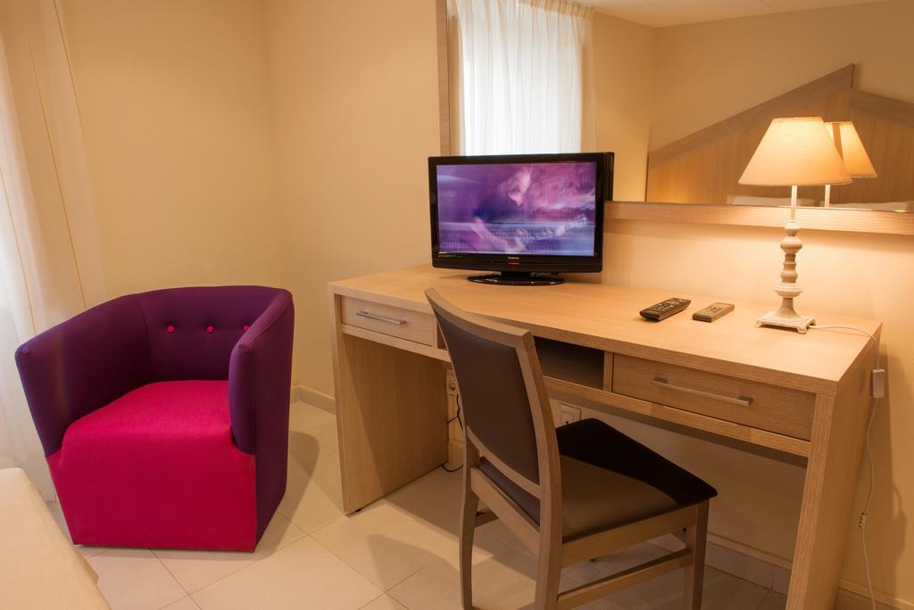 טוסה דה מאר Hotel Capri חדר תמונה
