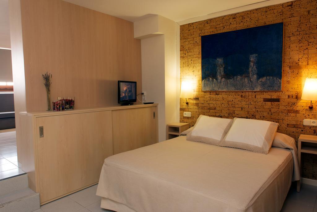 טוסה דה מאר Hotel Capri מראה חיצוני תמונה