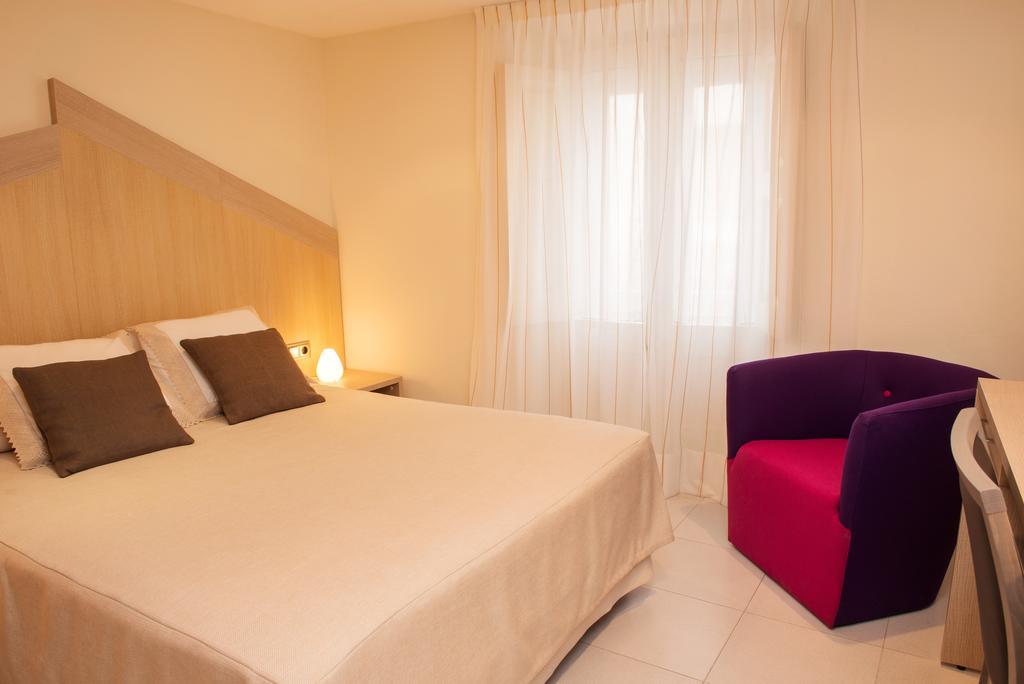 טוסה דה מאר Hotel Capri חדר תמונה